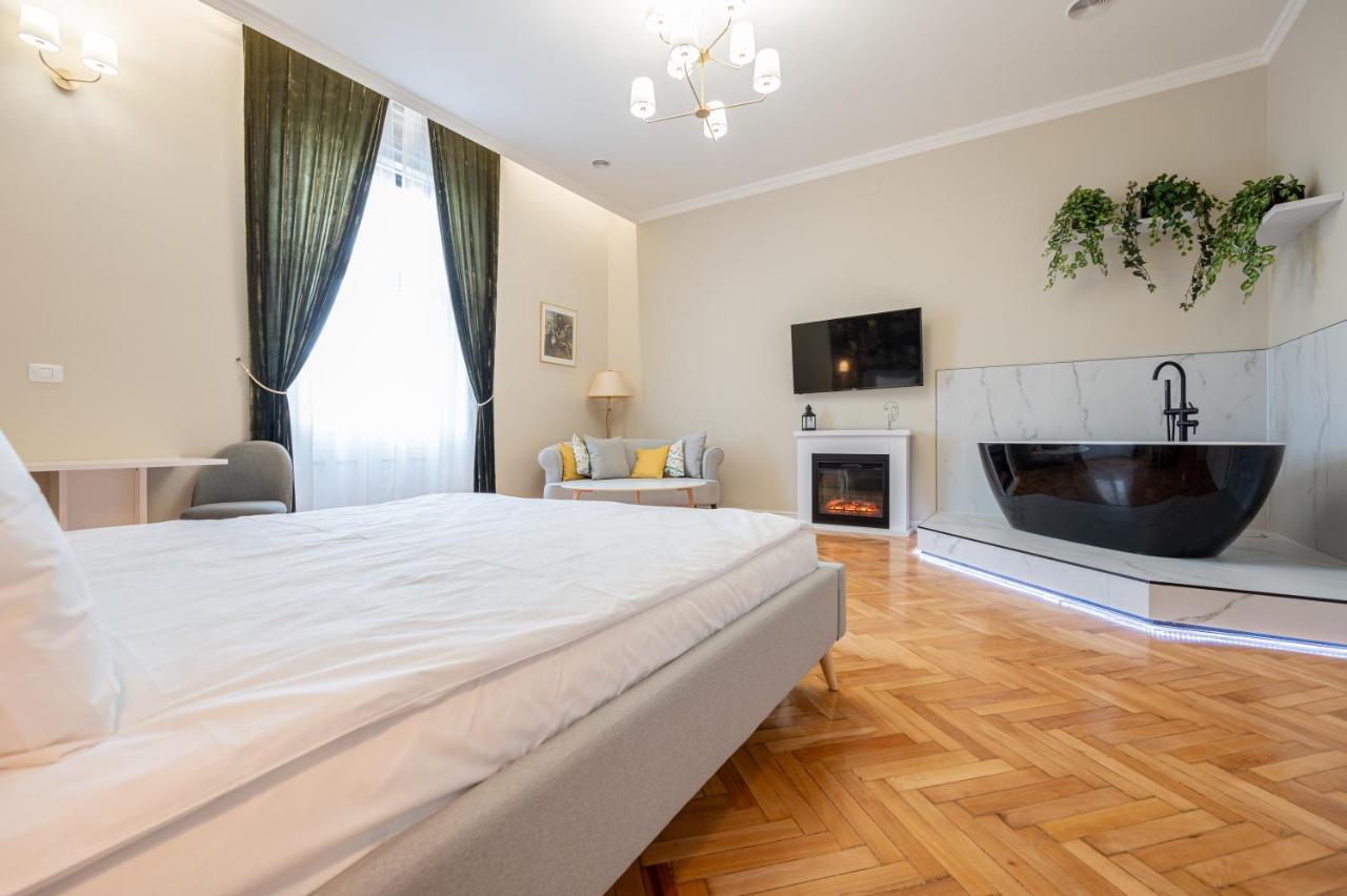 Central Park Apartments Oradea Dış mekan fotoğraf